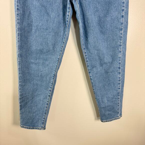 Levi's High Waisted Taper Jeans Vintage 70s Dark Wash Blue Cotton Womens Size 28 - Picture 3 of 10